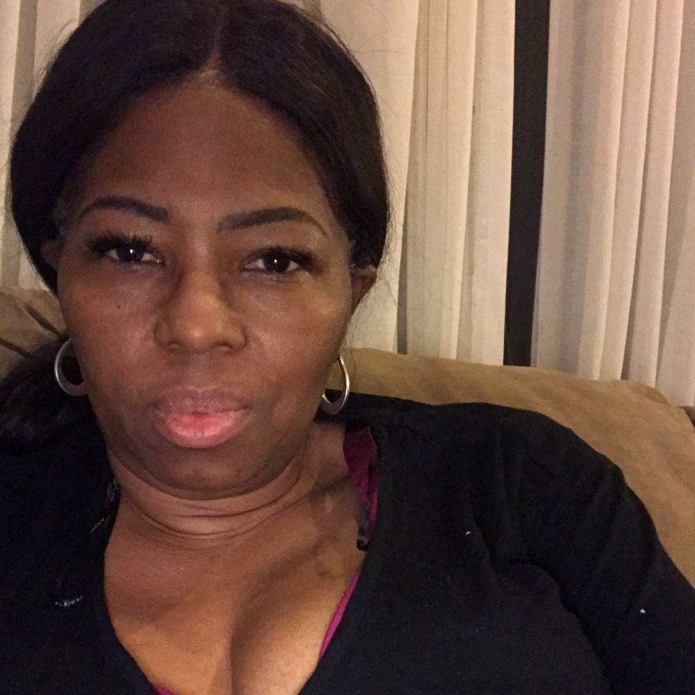 Meet your Posher, Pamela